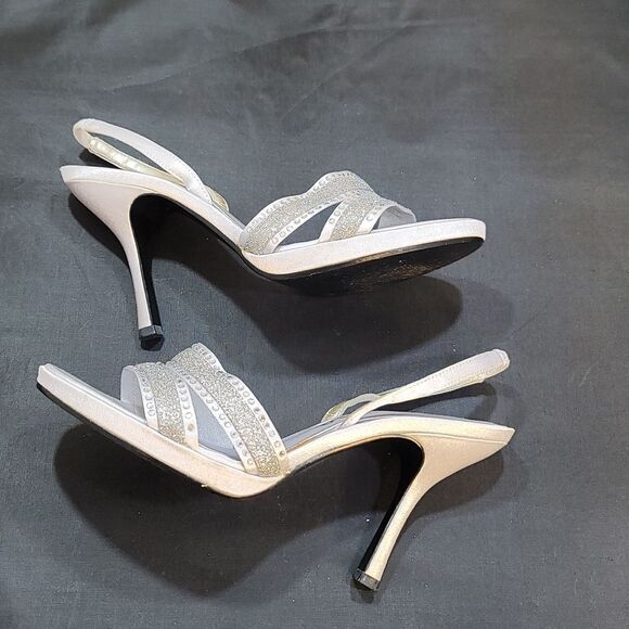 NINA GETAWAY SEQUIM EMBROIDERY LUSTER WOMEN'S HEELS SANDAL R3 - Picture 9 of 14